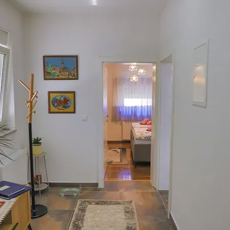Zagrebcanka Apartamento *
